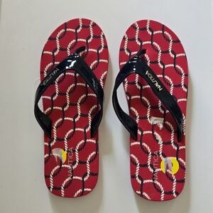 Nautica/Red and Black Flip Flop Sandals with‎ Geometric Pattern